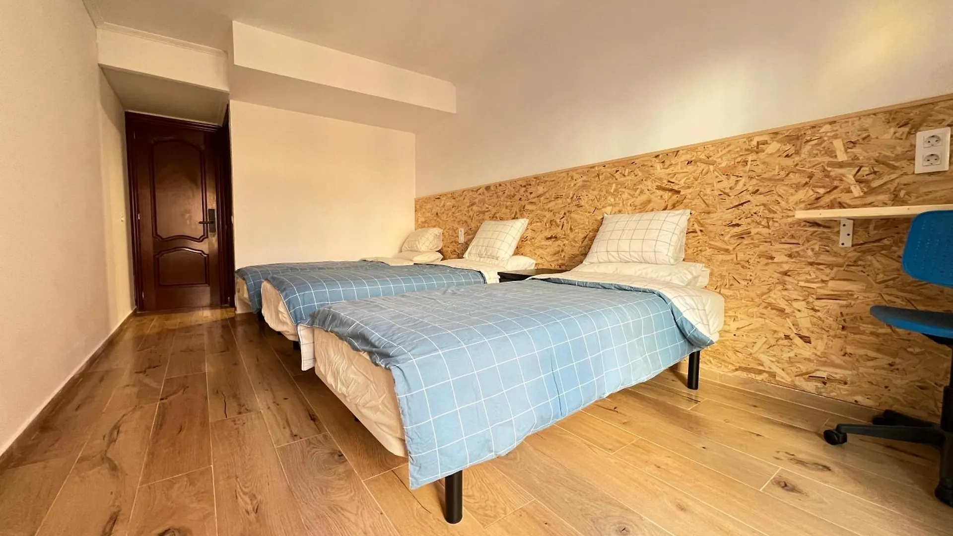 Guest house Fudodo舒适3 Beds Hotel L'Hospitalet de Llobregat