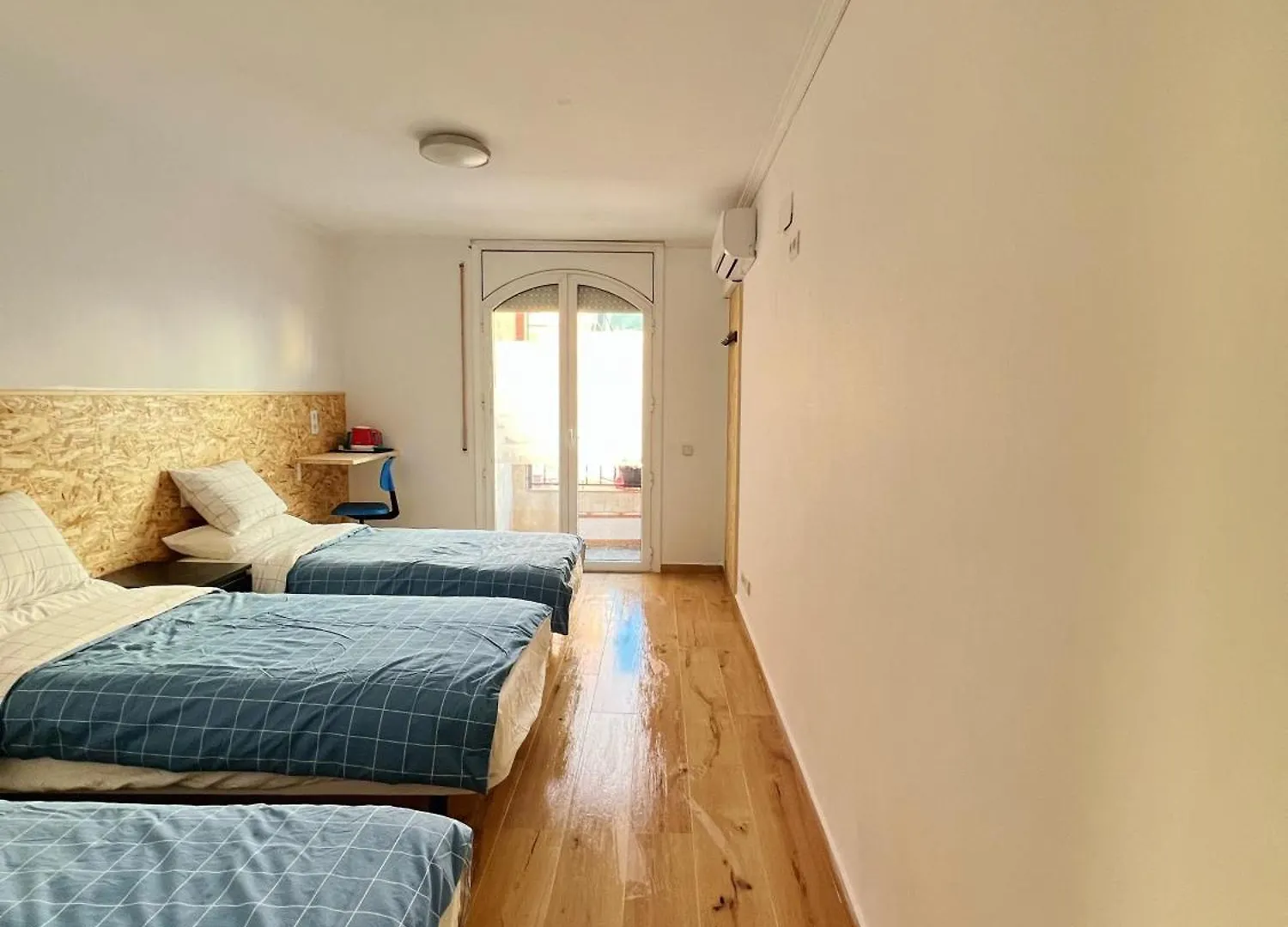 Guest house Fudodo舒适3 Beds Hotel L'Hospitalet de Llobregat Spain